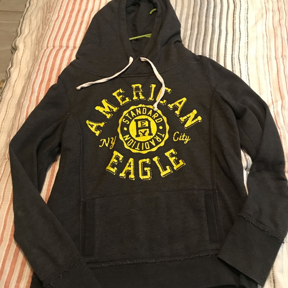 American eagle slip on